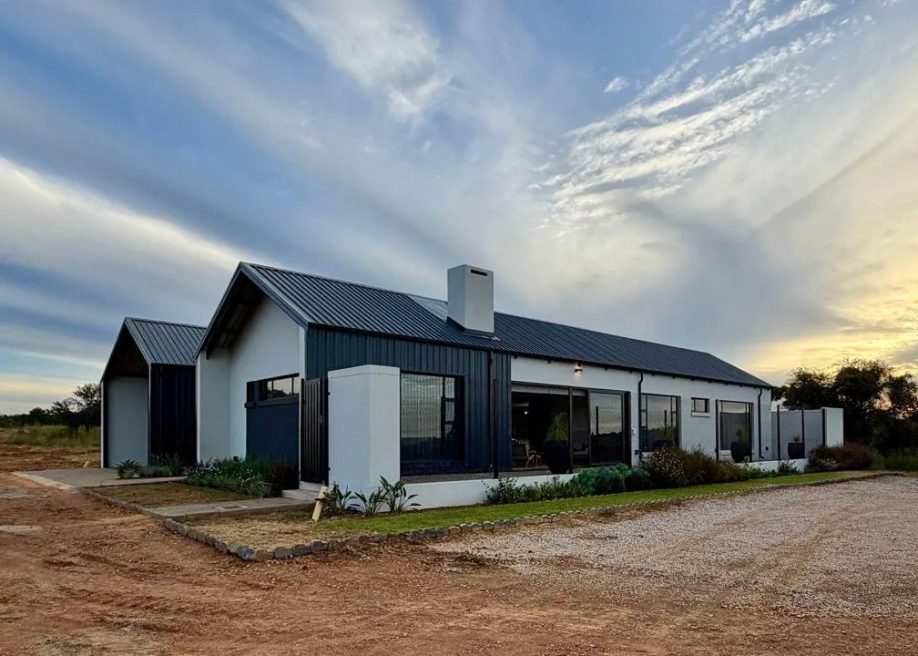 2 Bedroom House for sale in Silver Lakes