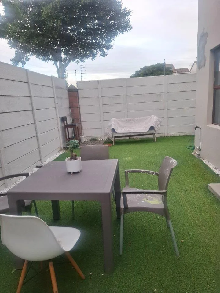 3 Bedroom Townhouse for sale in Parklands