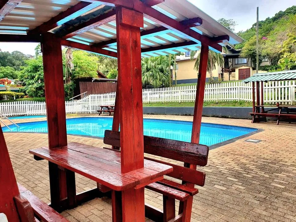 2 Bedroom Townhouse for sale in Hibberdene