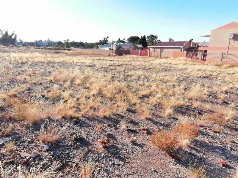 1 104 m² Land available in Upington Central