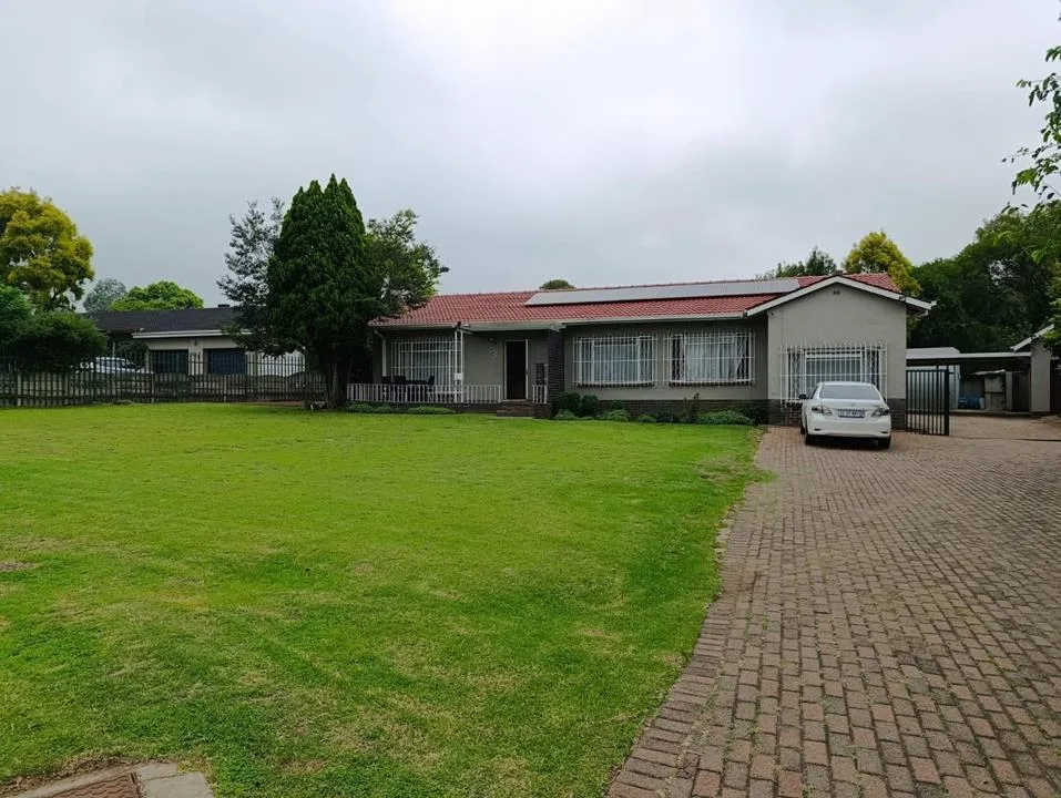 4 Bedroom House for sale in Allen Grove