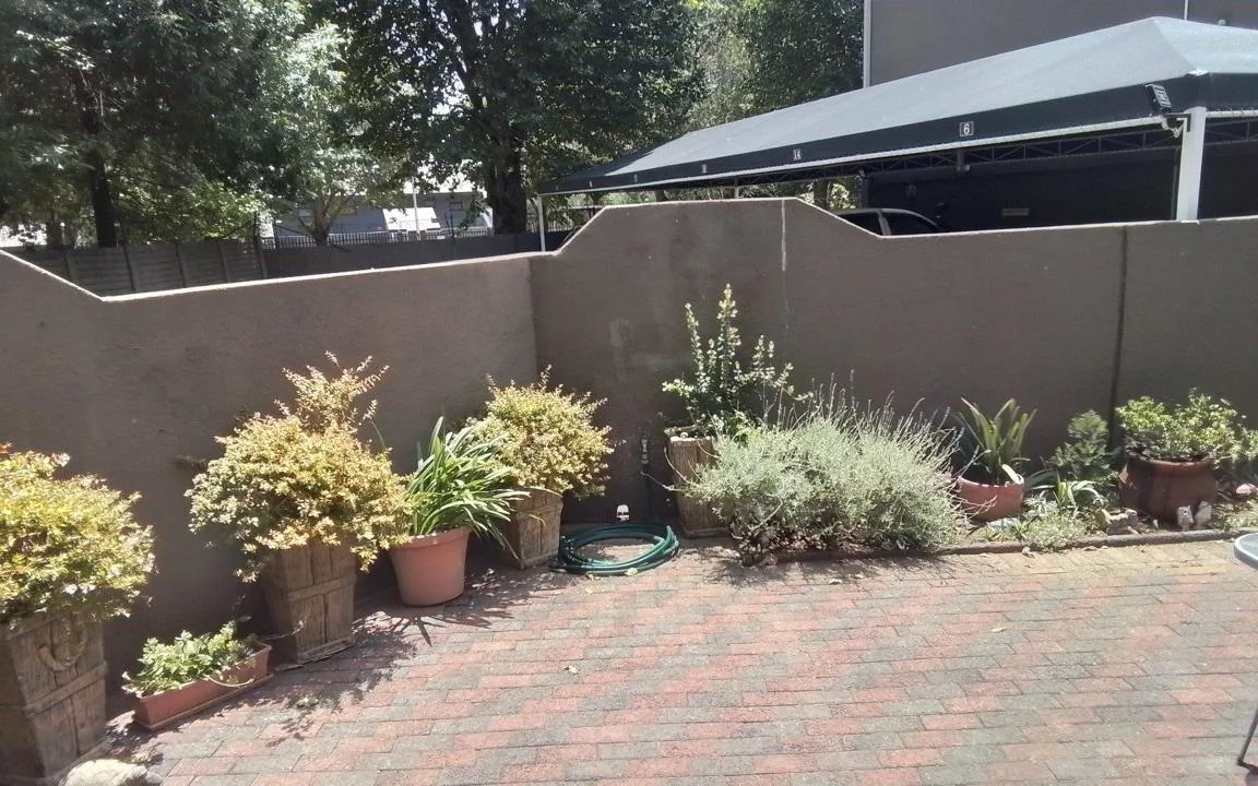 3 Bedroom Townhouse for sale in Sasolburg Central