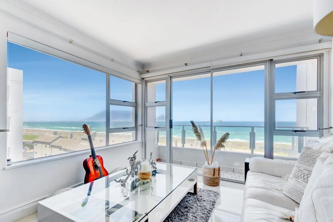 2 Bedroom Apartment / flat for sale in Beachfront
