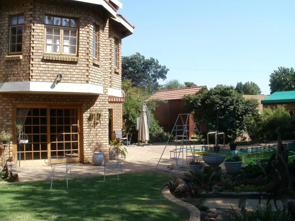 5 Bedroom House for sale in Bester