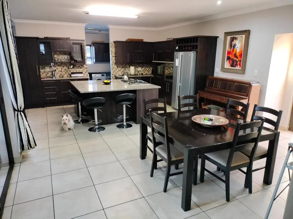 3 Bedroom House to rent in Midlands Estate