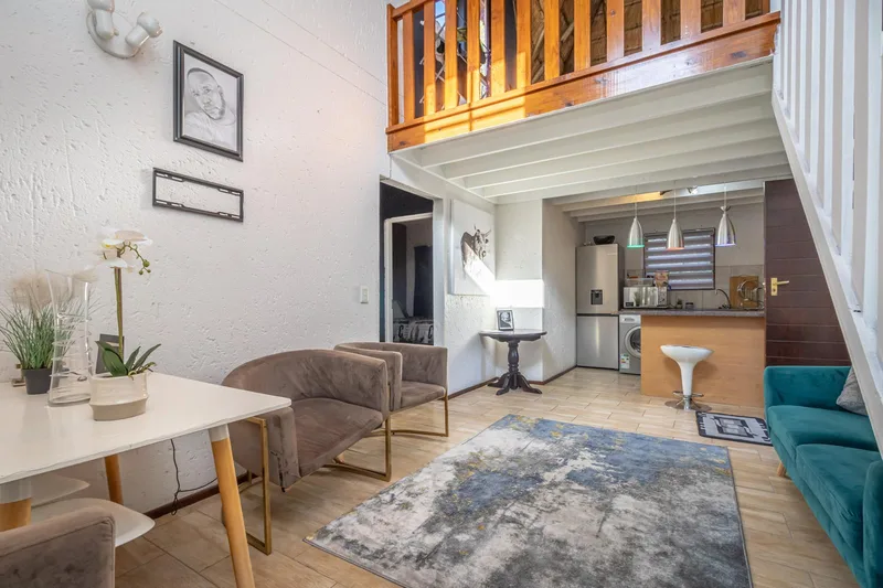 2 Bedroom Apartment in Douglasdale
