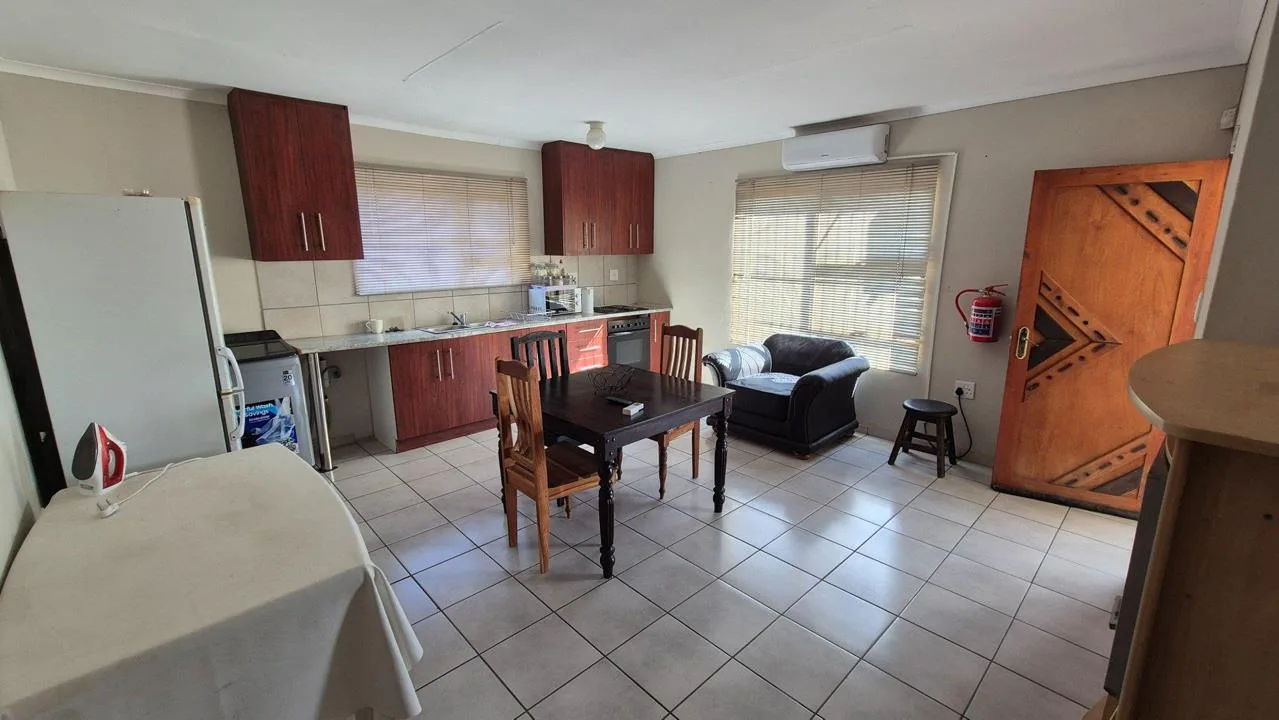 3 Bedroom Townhouse to rent in Diamant Park