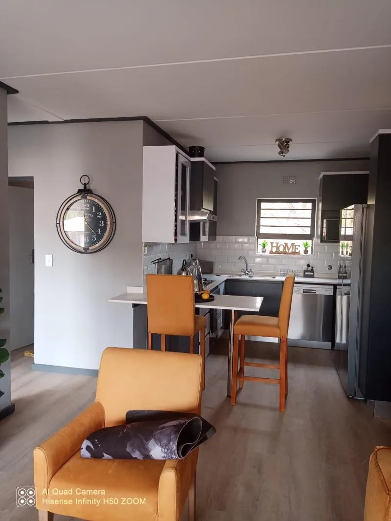 2 Bedroom Apartment in Montana