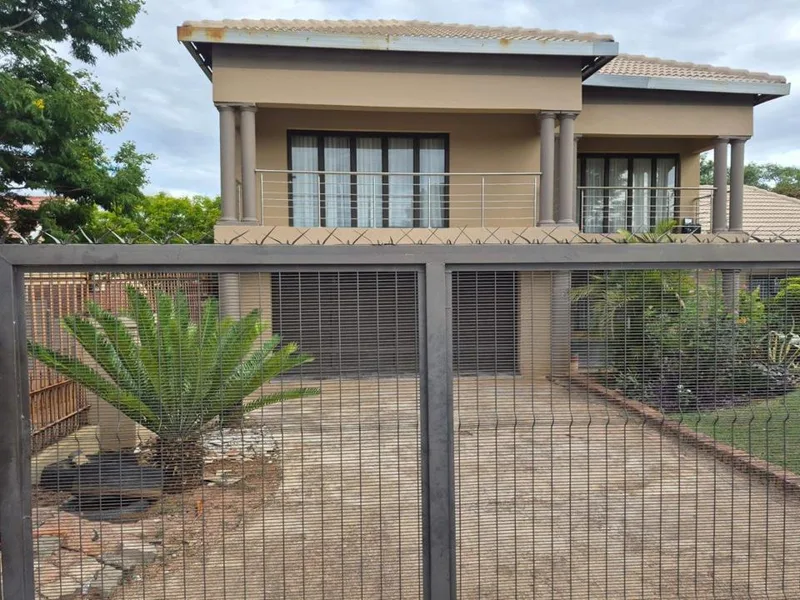 5 Bedroom House for sale in Bela Bela