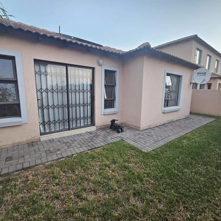 2 Bedroom Townhouse for sale in Montana