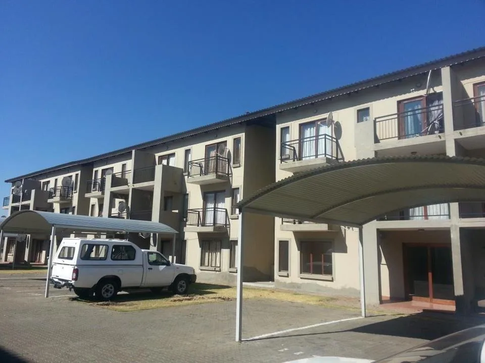 2 Bedroom Apartment / flat for sale in Ermelo