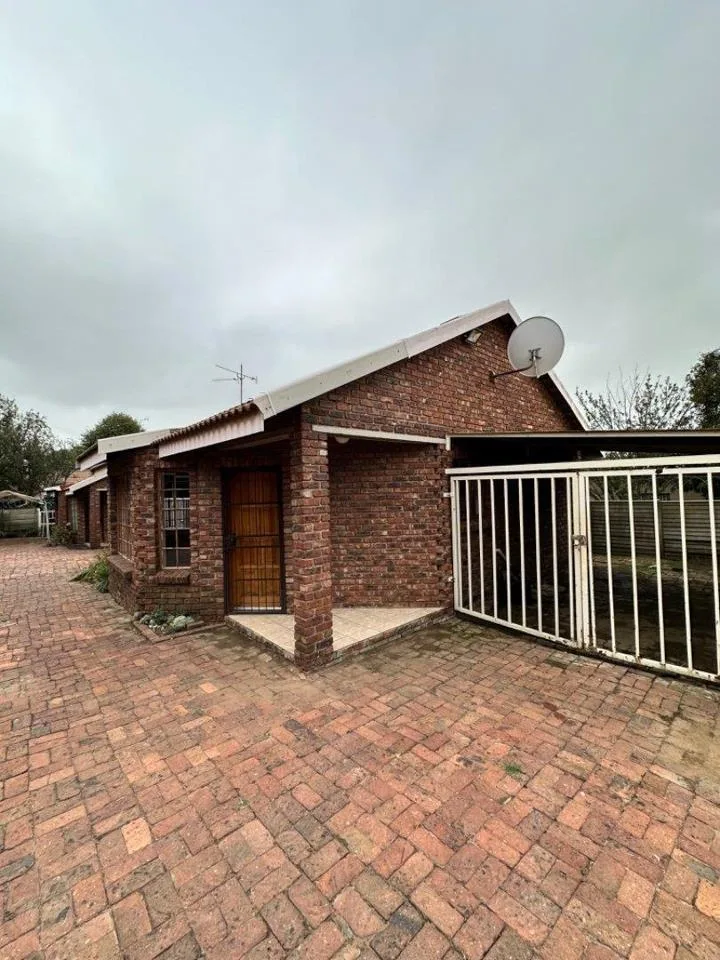 2 Bedroom Apartment / flat to rent in Ermelo