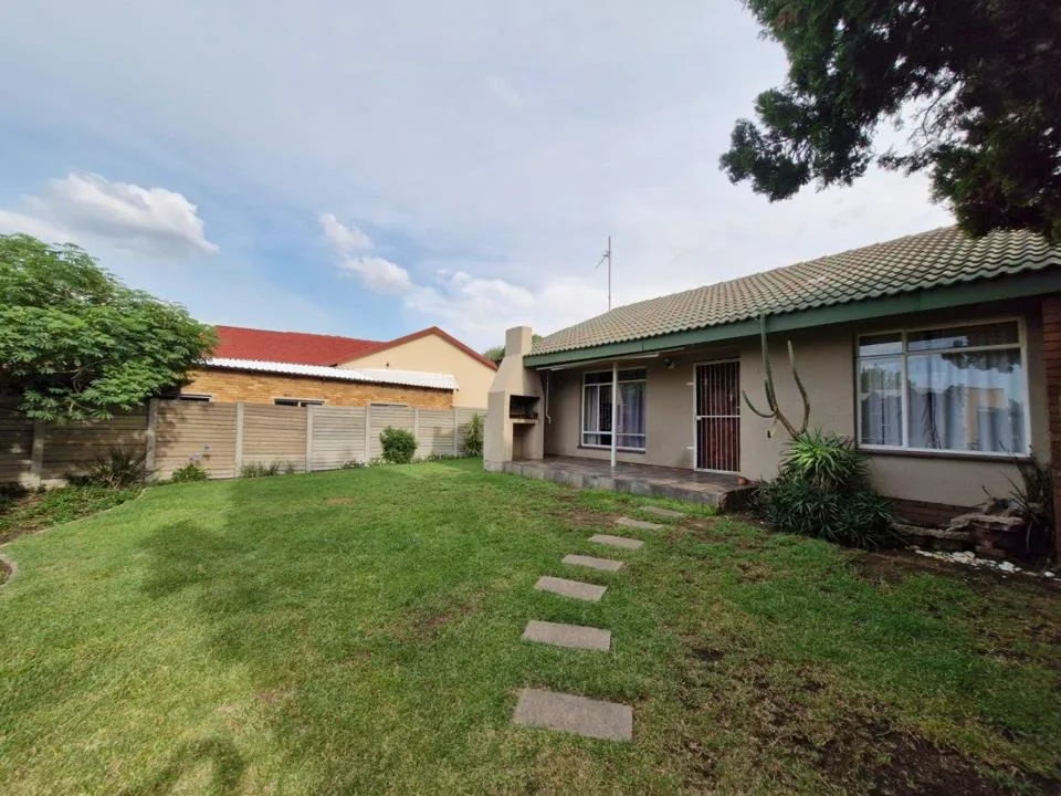 2 Bedroom Apartment / flat to rent in Secunda