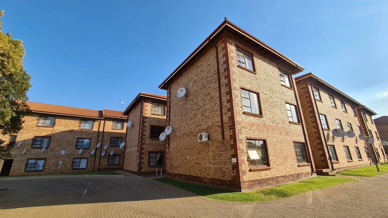 0.5 Bedroom Apartment / flat to rent in Potchefstroom Central