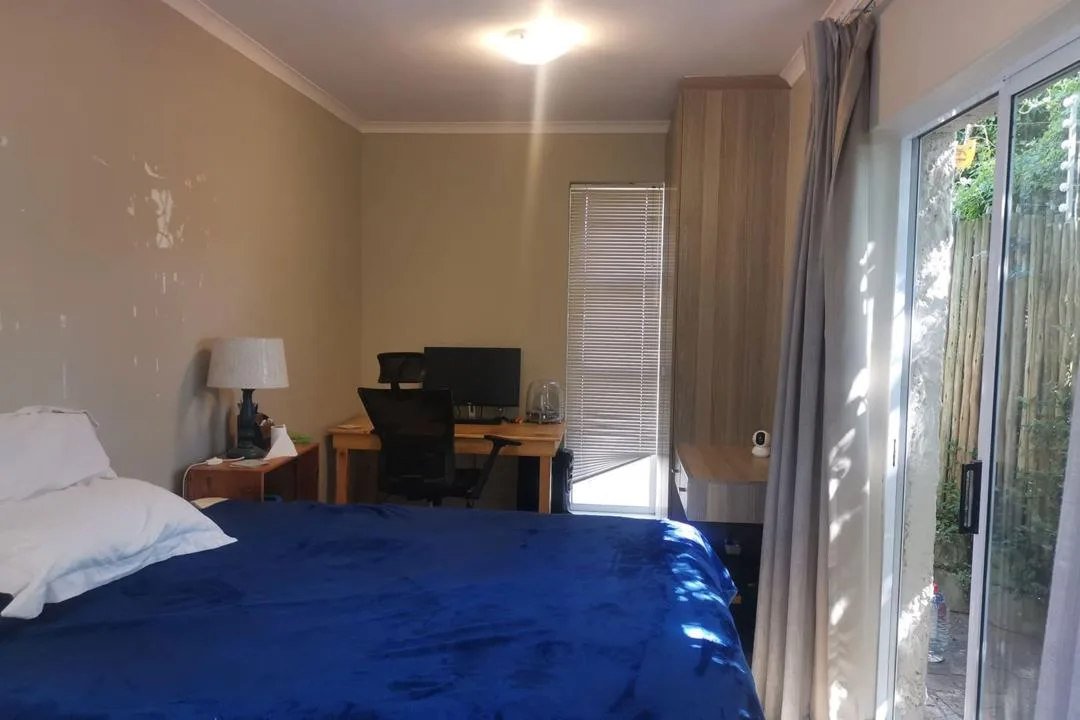 1 Bedroom Apartment / flat for sale in West Hill