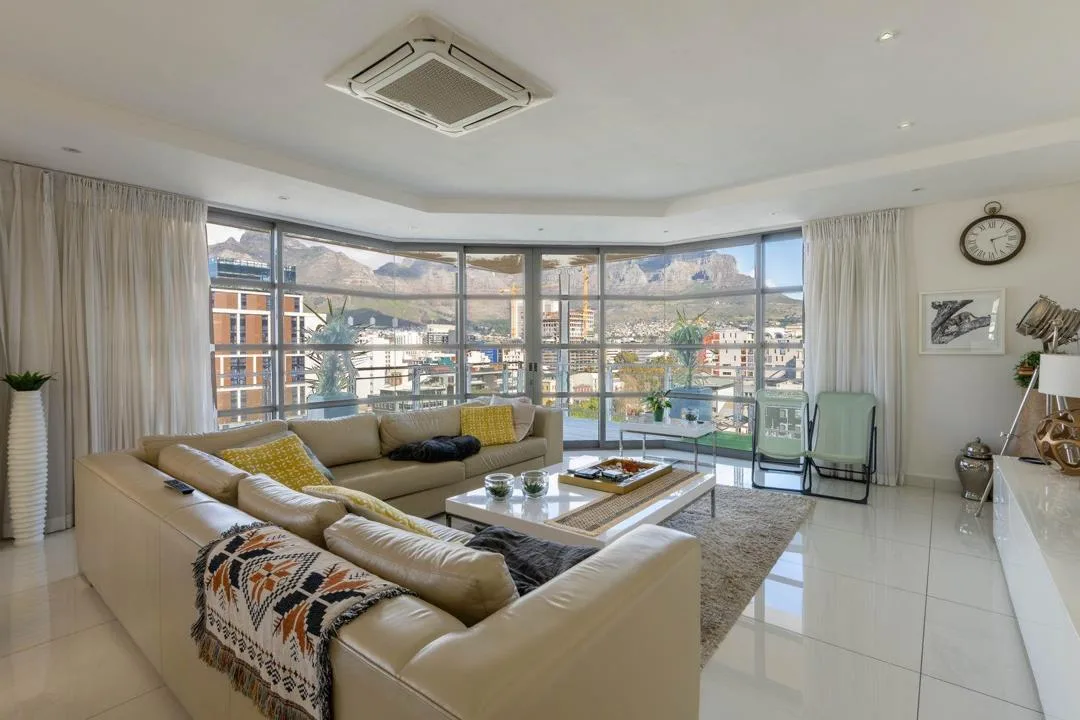 2 Bedroom Apartment / flat to rent in De Waterkant