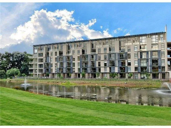 2 Bedroom Apartment / flat to rent in Houghton Estate