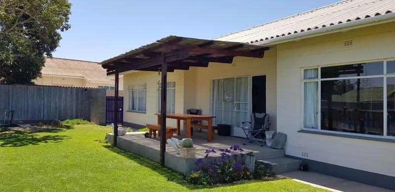 4 Bedroom House for sale in Kleinsee