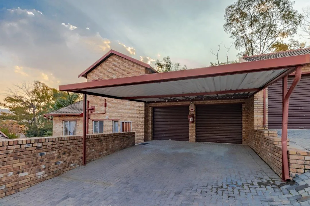 3 Bedroom Townhouse to rent in Wilgeheuwel