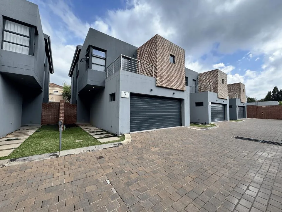 4 Bedroom Townhouse to rent in Morningside
