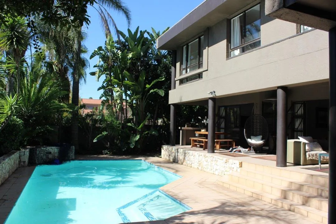 4 Bedroom House to rent in Bryanston
