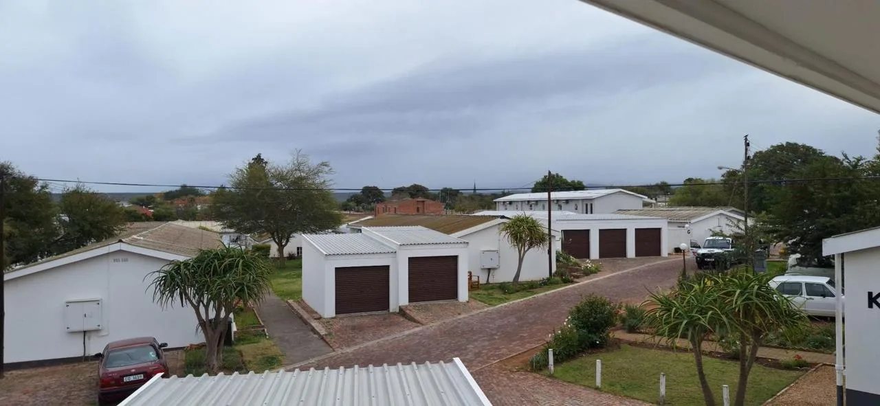 1 Bedroom Apartment / flat for sale in Oudtshoorn North