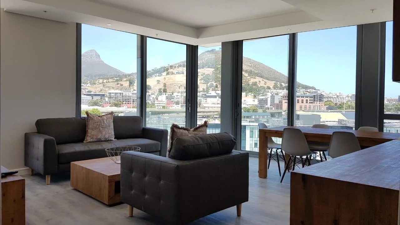 2 Bedroom Apartment / flat to rent in Foreshore
