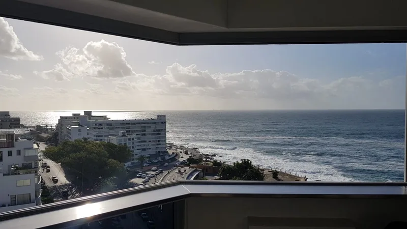 2 Bedroom Apartment / flat to rent in Sea Point
