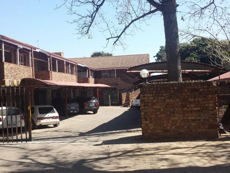 2 Bedroom Apartment / flat to rent in Sonheuwel