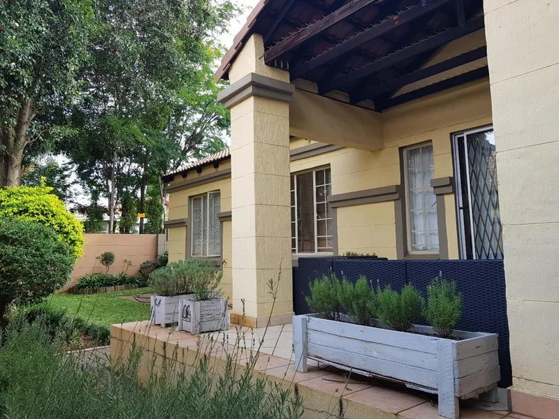 2 Bedroom Townhouse to rent in Faerie Glen