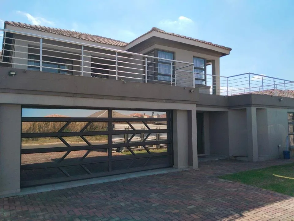 5 Bedroom House to rent in Aerorand
