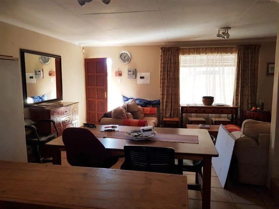 2 Bedroom Apartment / flat to rent in Lydenburg