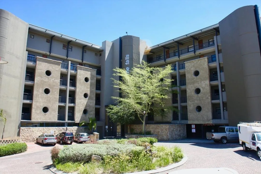 2 Bedroom Apartment / flat to rent in Tyger Waterfront