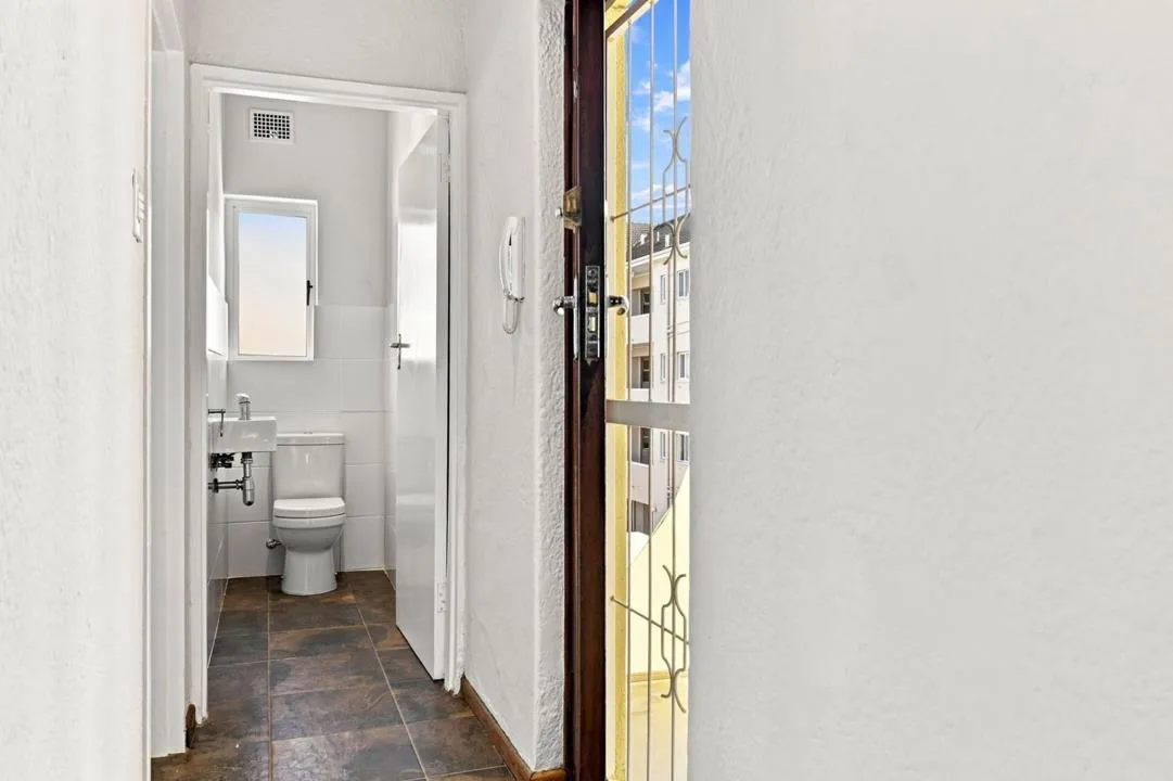 3 Bedroom Apartment / flat to rent in Plumstead