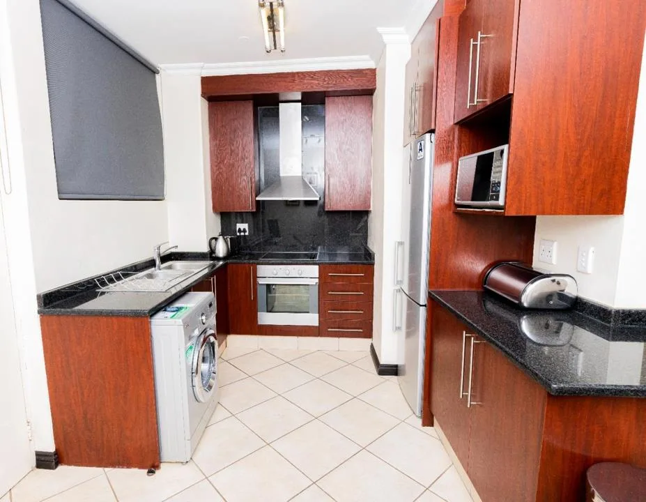 0.5 Bedroom Apartment / flat to rent in Illovo