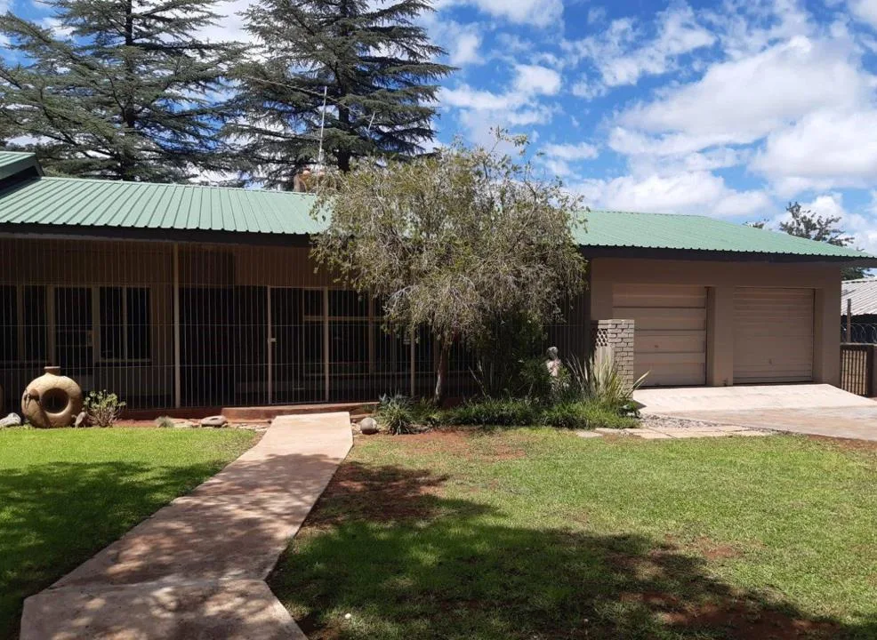 4 Bedroom House to rent in Danielskuil