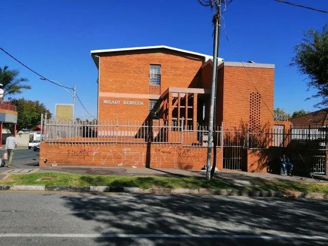 2 Bedroom Apartment / flat to rent in Rosettenville