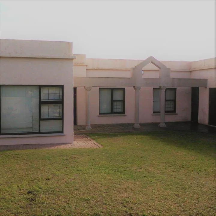 4 Bedroom House to rent in Bayview