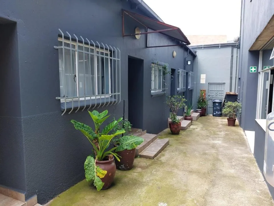 0.5 Bedroom House to rent in Brixton