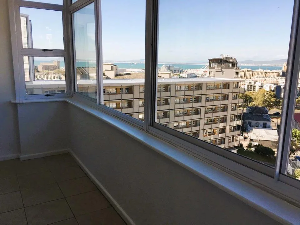 2 Bedroom Apartment / flat to rent in Green Point