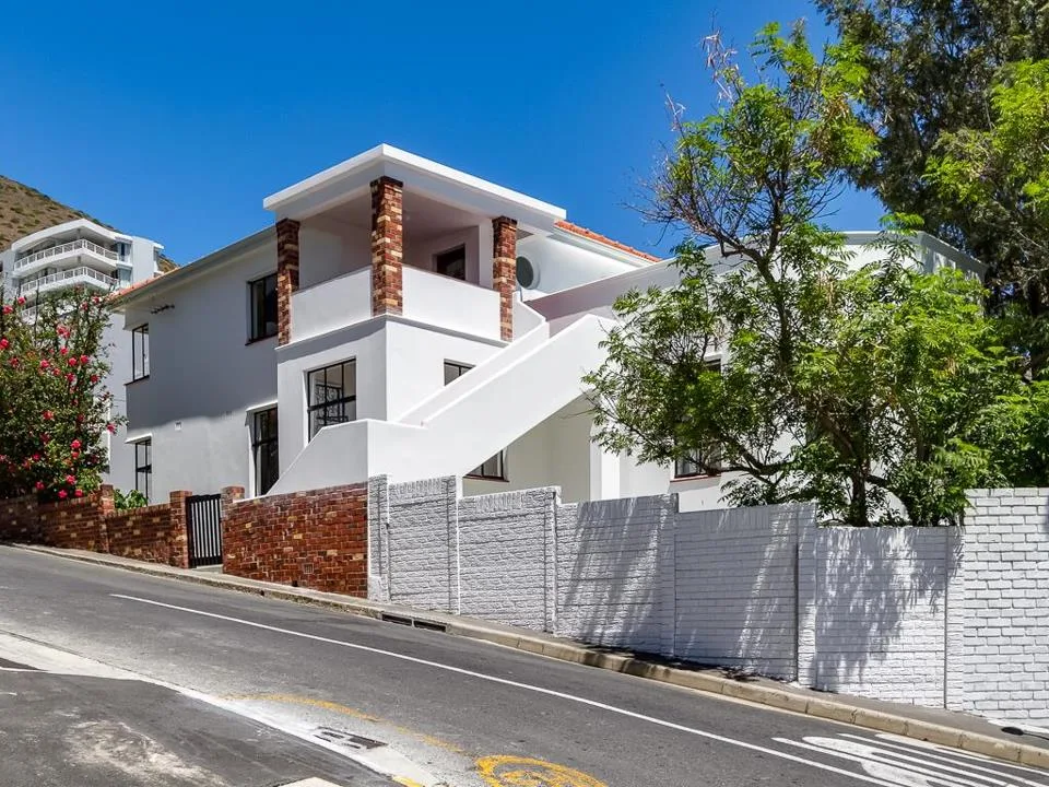 1 Bedroom Apartment / flat to rent in Sea Point