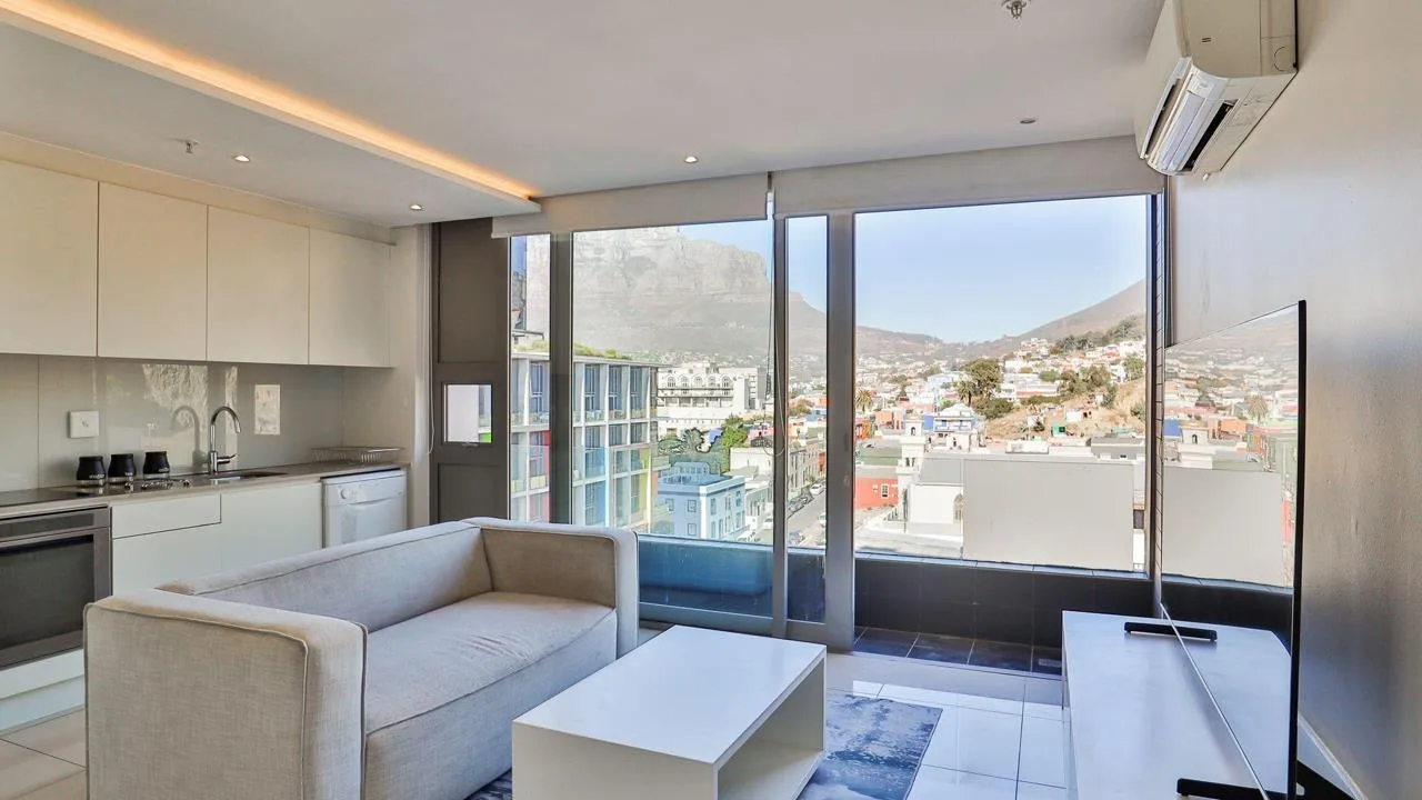 1 Bedroom Apartment / flat to rent in De Waterkant