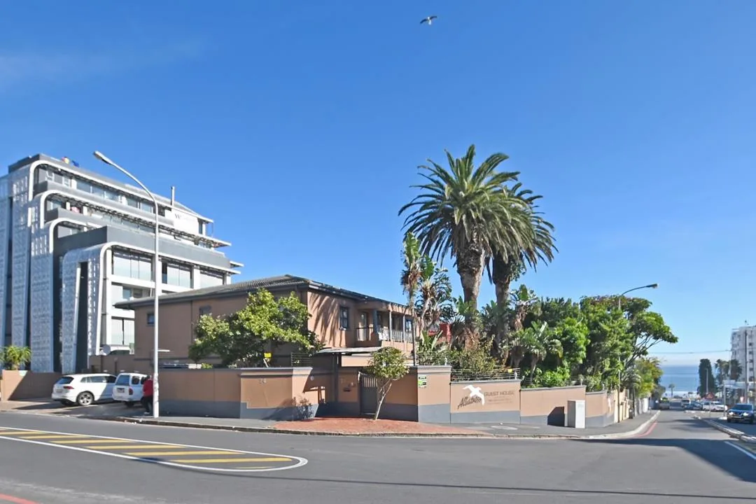 10 Bedroom House to rent in Sea Point