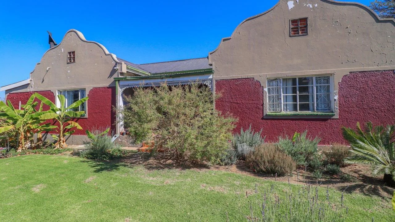 4 Bedroom House for sale in Ficksburg