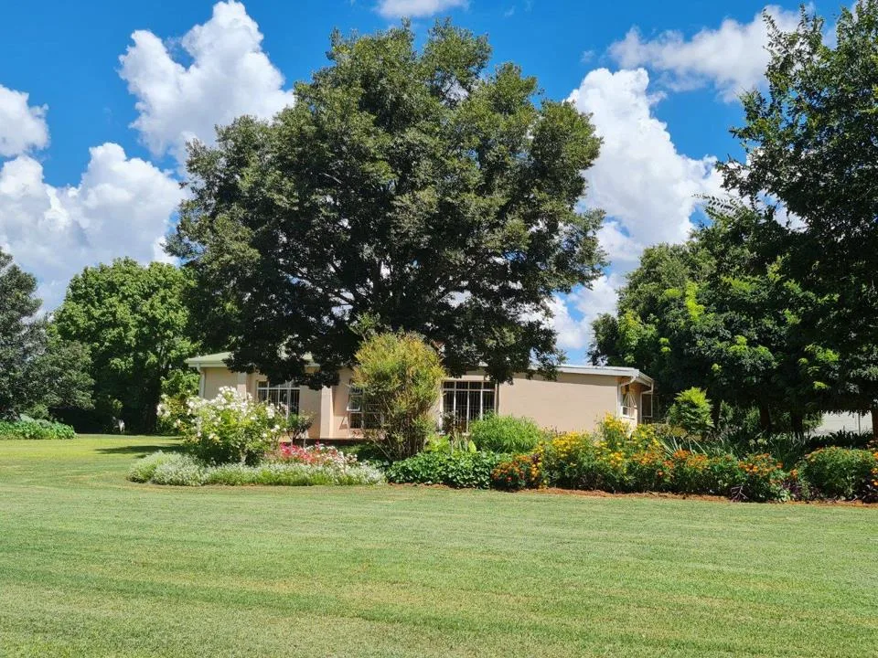 4 Bedroom House for sale in Bainsvlei