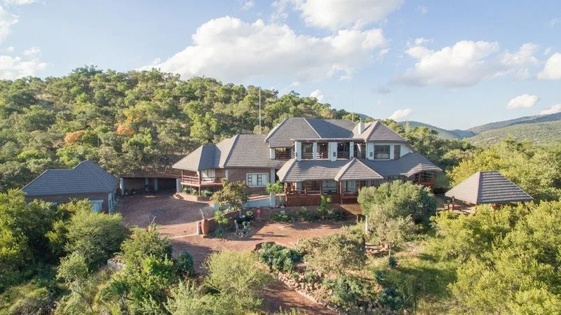 7 Bedroom House for sale in Mabalingwe Nature Reserve