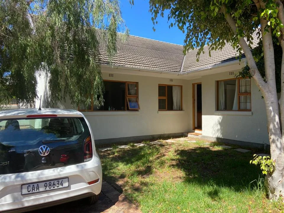 5 Bedroom House to rent in Claremont