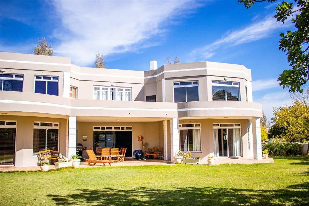 3 Bedroom House to rent in Erinvale Golf Estate