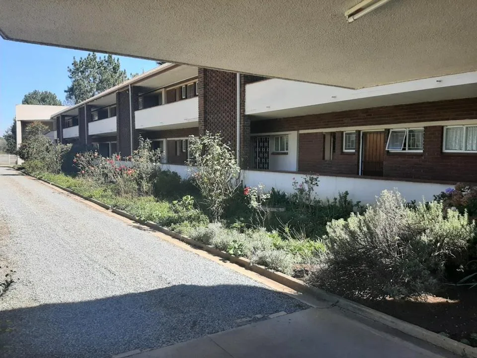 2 Bedroom Apartment / flat to rent in Three Rivers