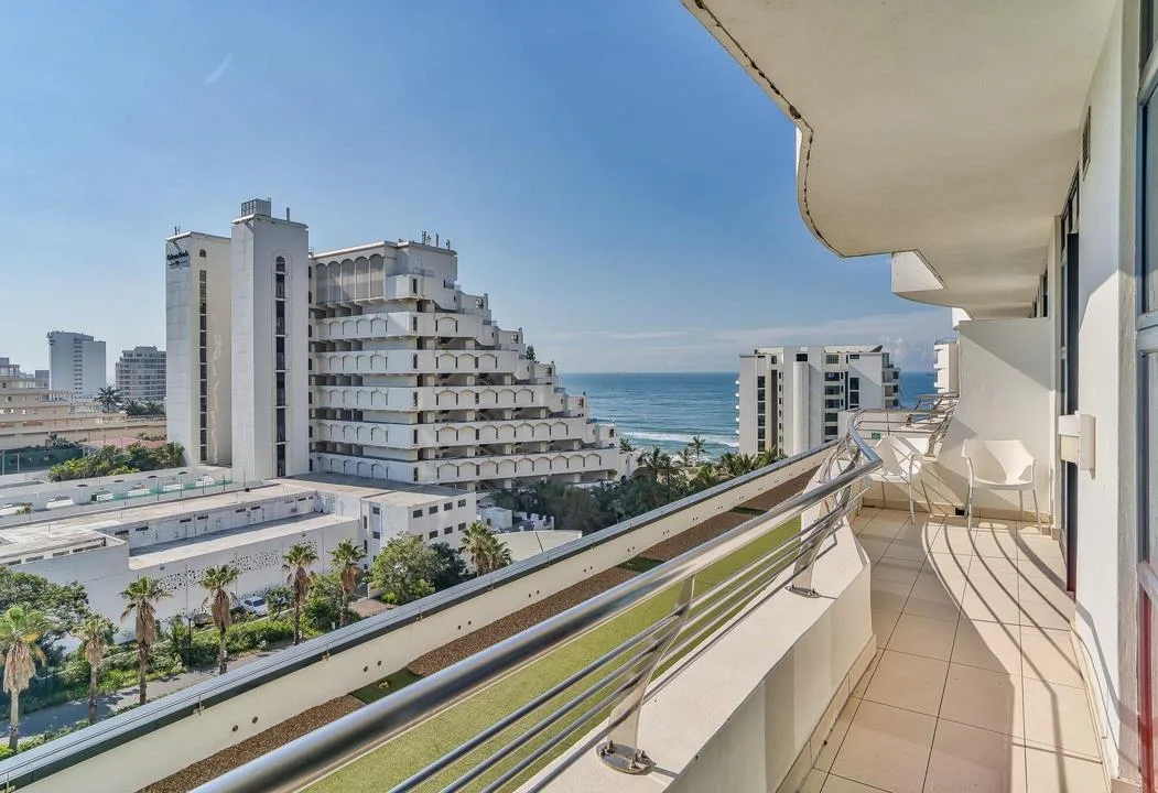 2 Bedroom Apartment / flat to rent in Umhlanga Central